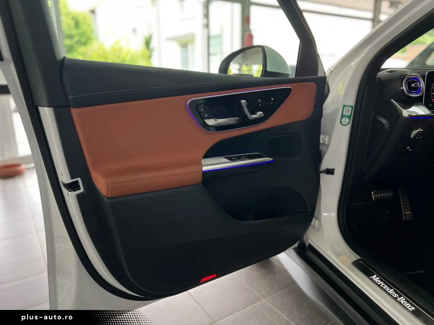 MERCEDES-BENZ GLC 300de 4M Coupe AMG Line AHK MEM DIS 360