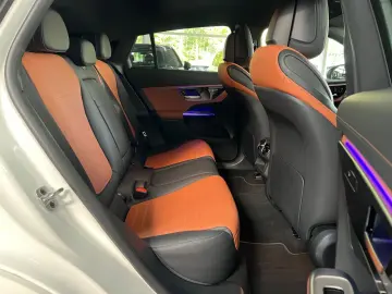 MERCEDES-BENZ GLC 300de 4M Coupe AMG Line AHK MEM DIS 360