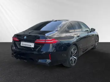 BMW 550e xDrive