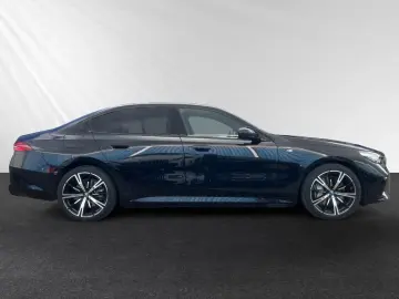 BMW 550e xDrive