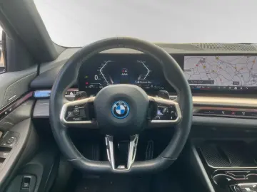 BMW 550e xDrive