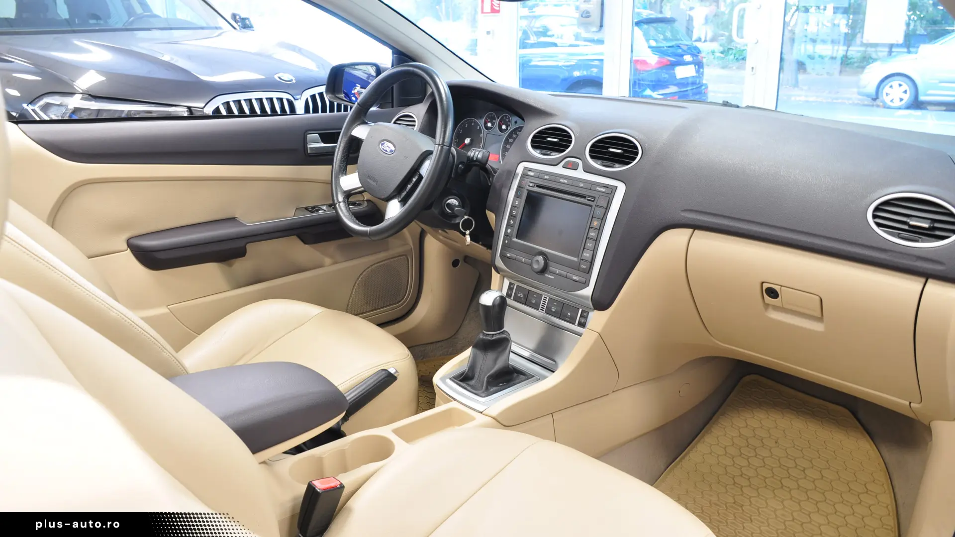 CABRIO  Conditia (aproape) Nou F Bine Intretinuta Garaj