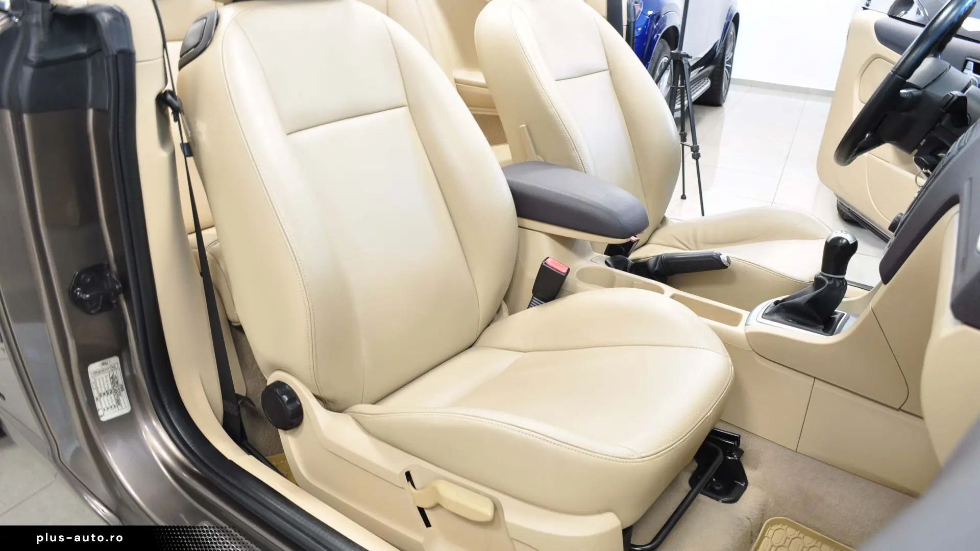 CABRIO  Conditia (aproape) Nou F Bine Intretinuta Garaj