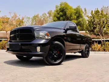 DODGE 5.7 V8 4X4 SINGLE RAMBOX CLEAN-CARFAX AHK NAVI