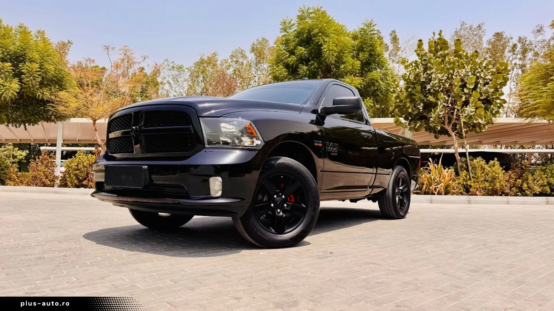 DODGE 5.7 V8 4X4 SINGLE RAMBOX CLEAN-CARFAX AHK NAVI