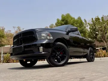 DODGE 5.7 V8 4X4 SINGLE RAMBOX CLEAN-CARFAX AHK NAVI