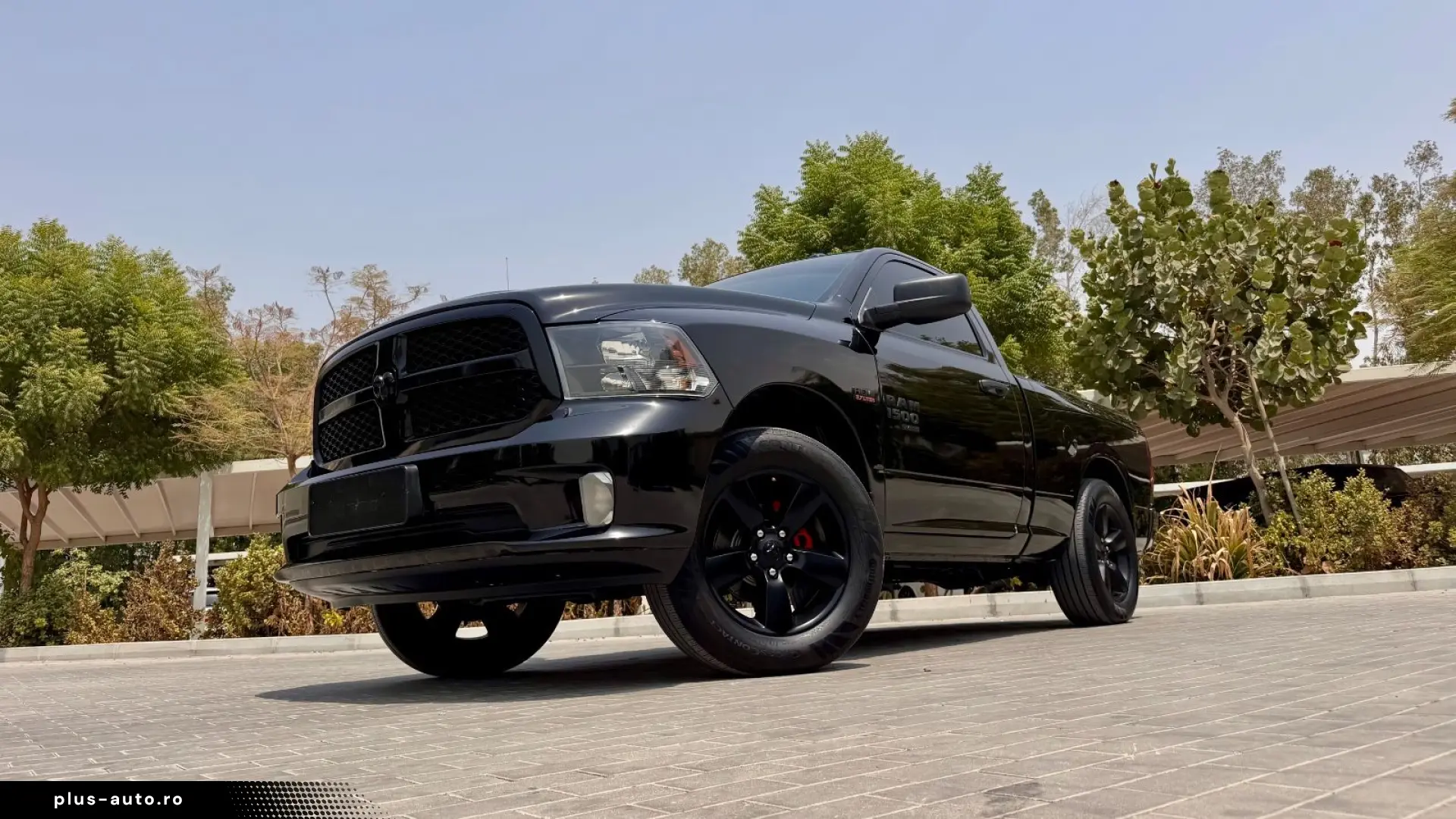DODGE 5.7 V8 4X4 SINGLE RAMBOX CLEAN-CARFAX AHK NAVI