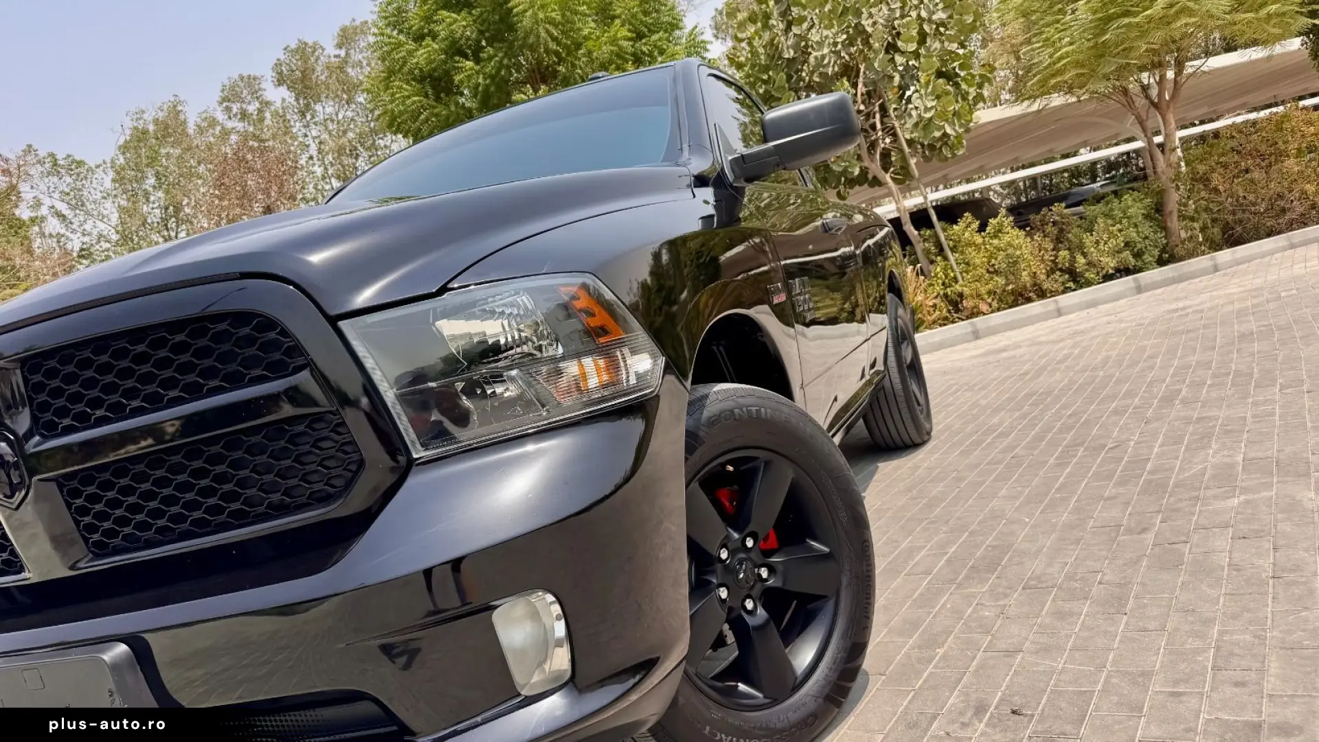 DODGE 5.7 V8 4X4 SINGLE RAMBOX CLEAN-CARFAX AHK NAVI