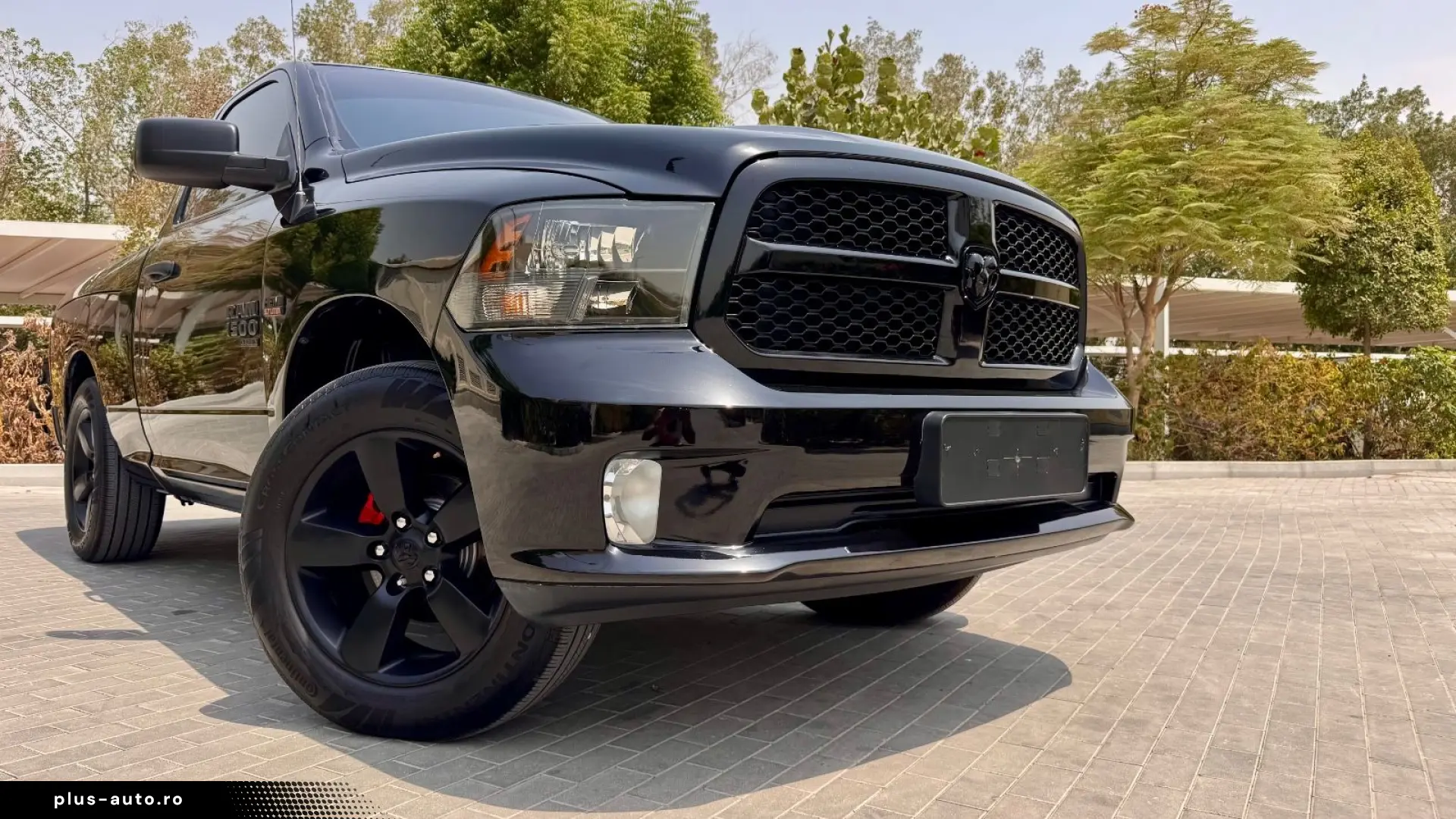 DODGE 5.7 V8 4X4 SINGLE RAMBOX CLEAN-CARFAX AHK NAVI