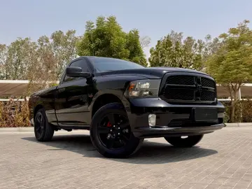 DODGE 5.7 V8 4X4 SINGLE RAMBOX CLEAN-CARFAX AHK NAVI