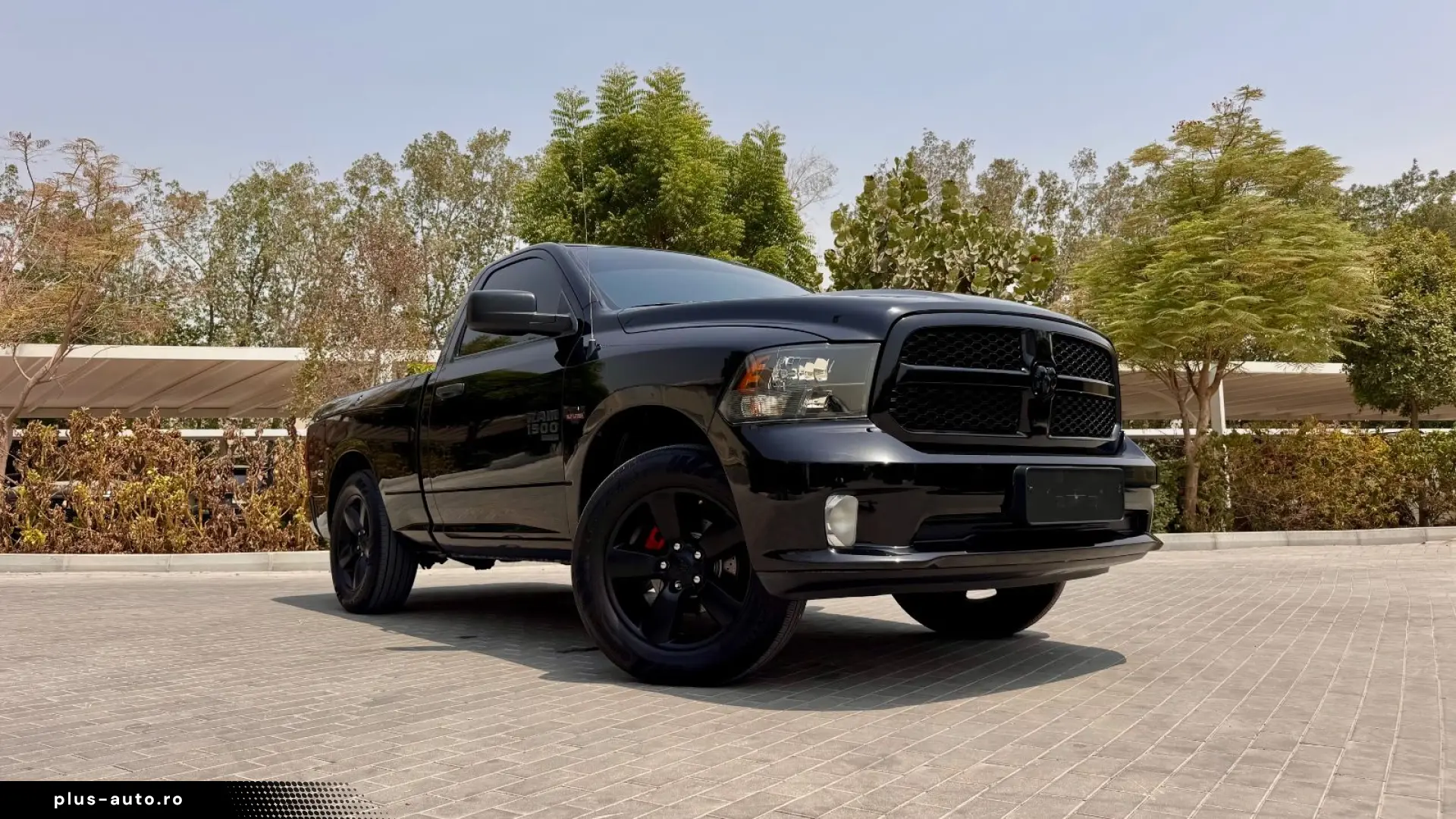 DODGE 5.7 V8 4X4 SINGLE RAMBOX CLEAN-CARFAX AHK NAVI