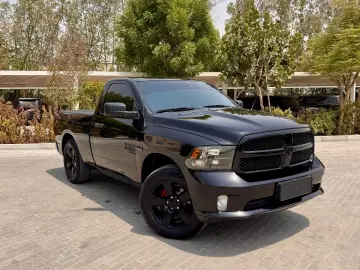 DODGE 5.7 V8 4X4 SINGLE RAMBOX CLEAN-CARFAX AHK NAVI