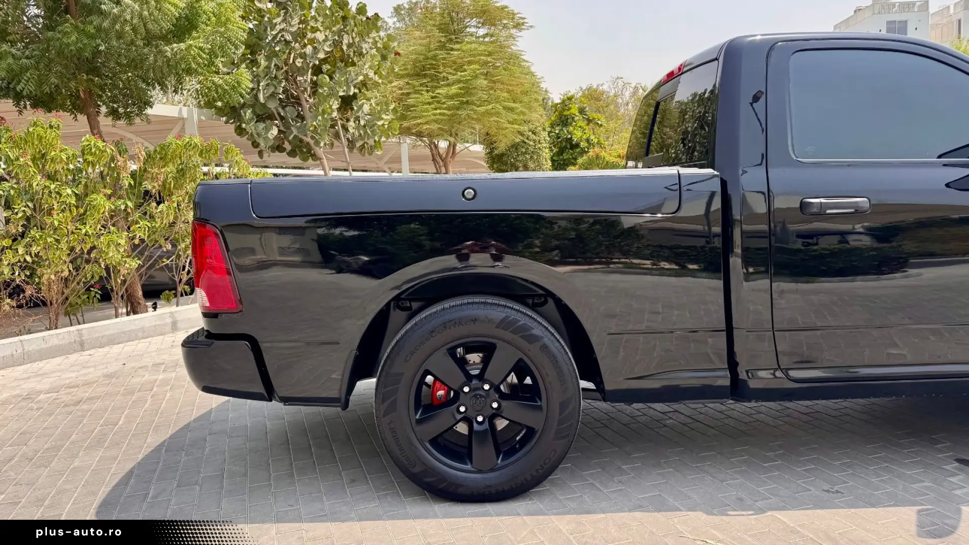 DODGE 5.7 V8 4X4 SINGLE RAMBOX CLEAN-CARFAX AHK NAVI