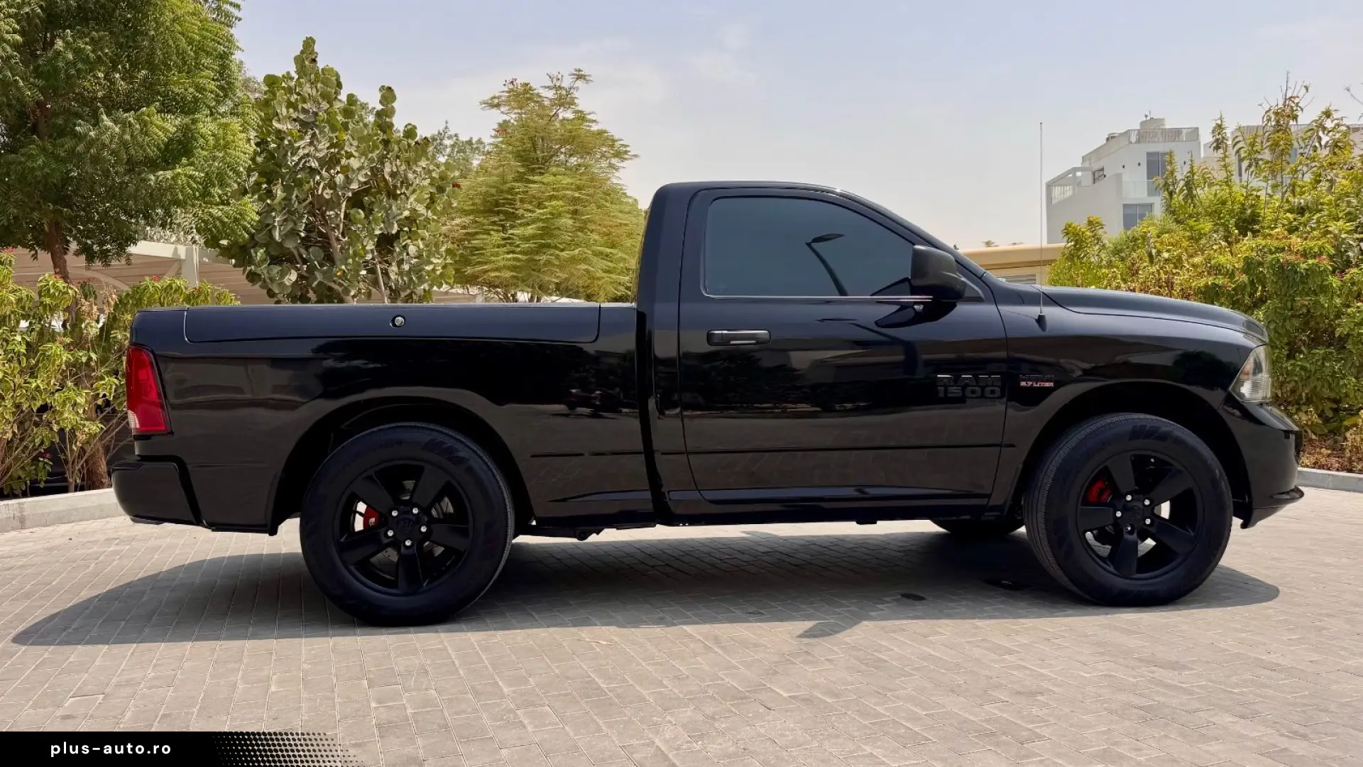 DODGE 5.7 V8 4X4 SINGLE RAMBOX CLEAN-CARFAX AHK NAVI