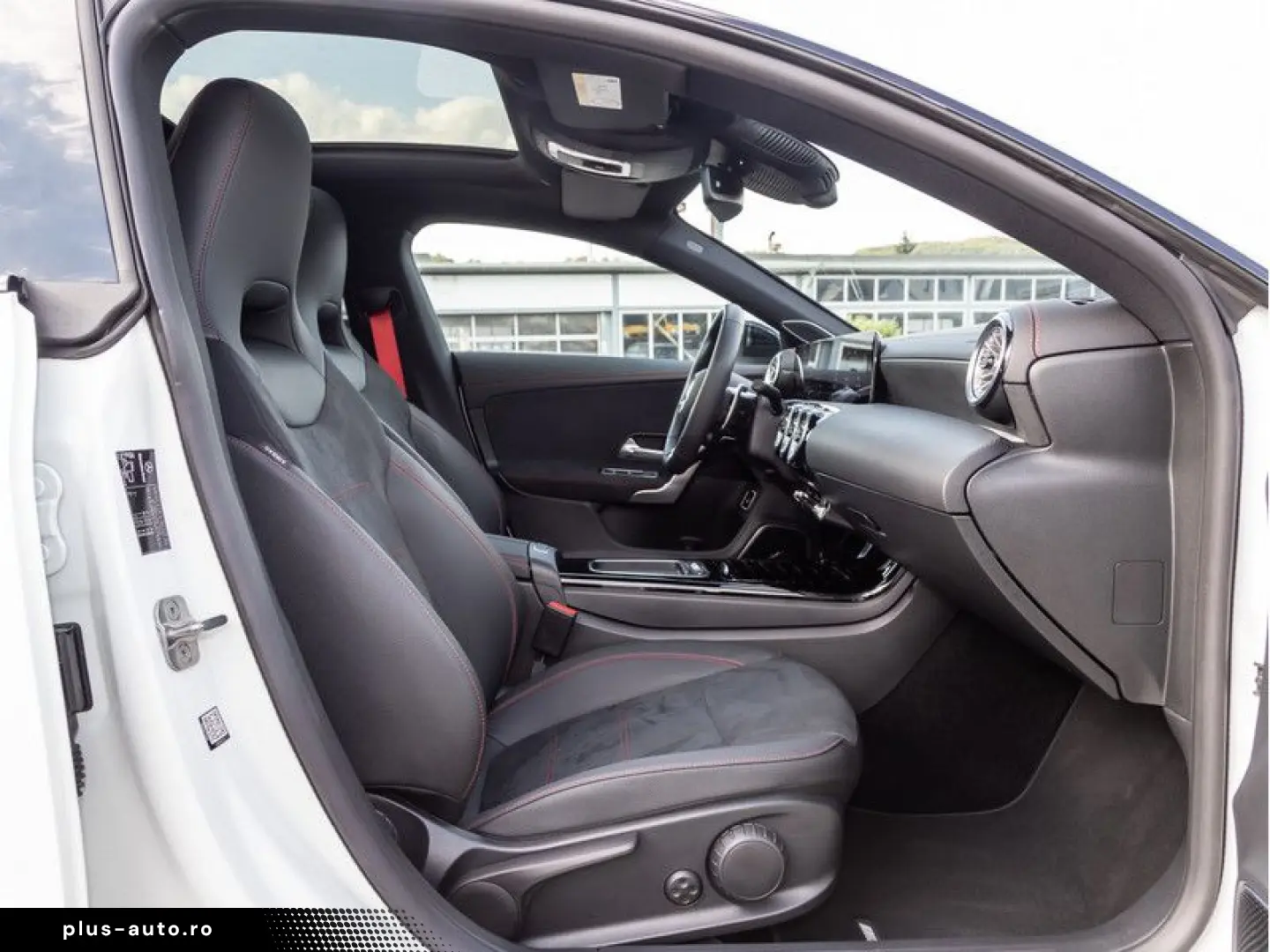 MERCEDES-BENZ CLA 35 AMG 4M Coupé MLB Pano Burm