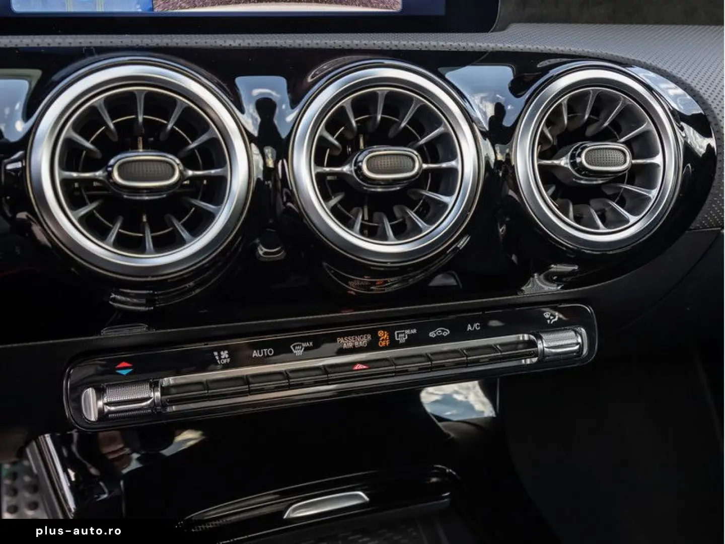 MERCEDES-BENZ CLA 35 AMG 4M Coupé MLB Pano Burm