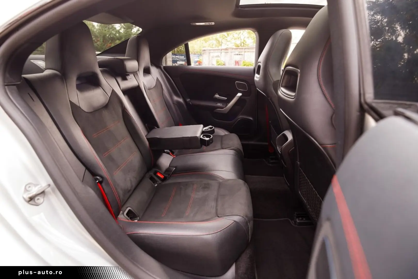 Mercedes-Benz Cla-35-Amg