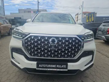 Kg-Mobility Rexton
