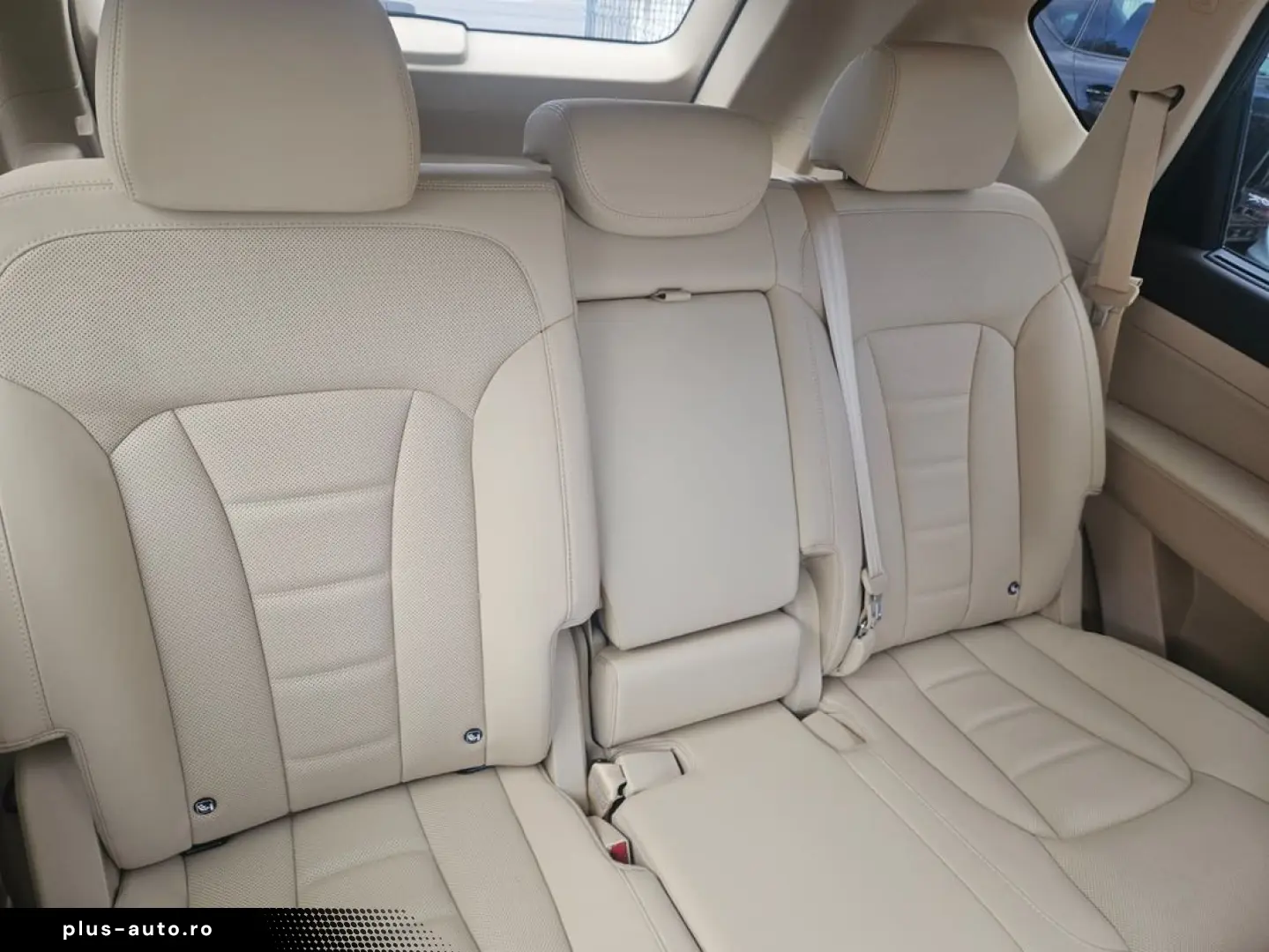 Kg-Mobility Rexton