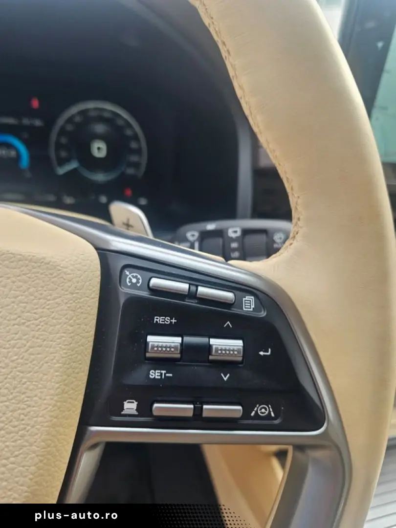 Kg-Mobility Rexton
