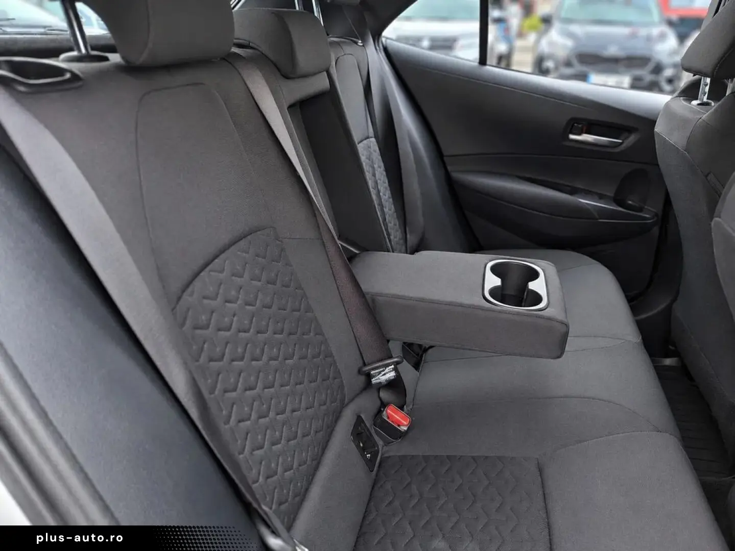 Toyota Corolla 1.8 Hybrid Dynamic