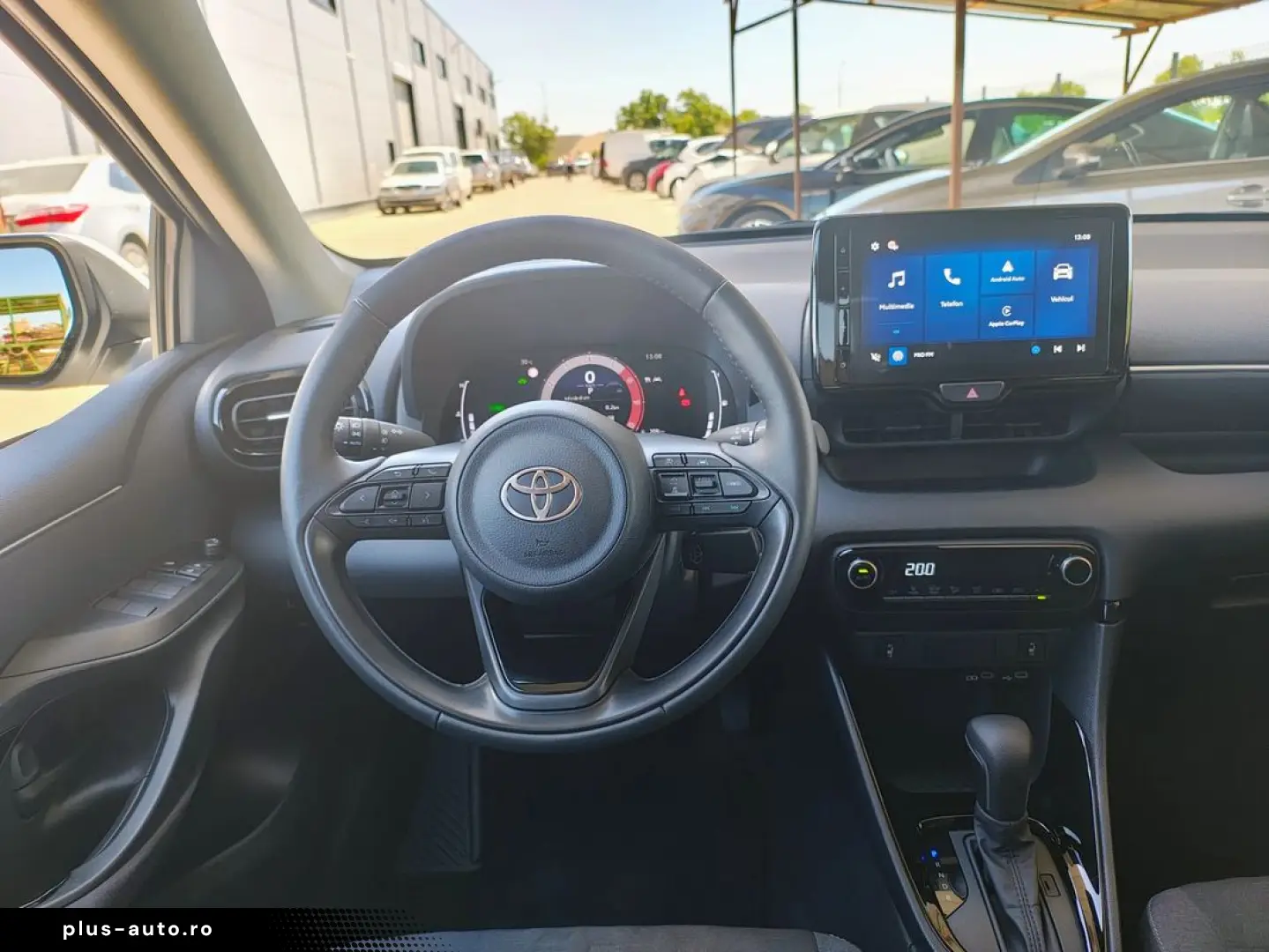 Toyota Yaris 1.5 HEV Business