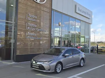 Toyota Corolla Hybrid - Dynamic