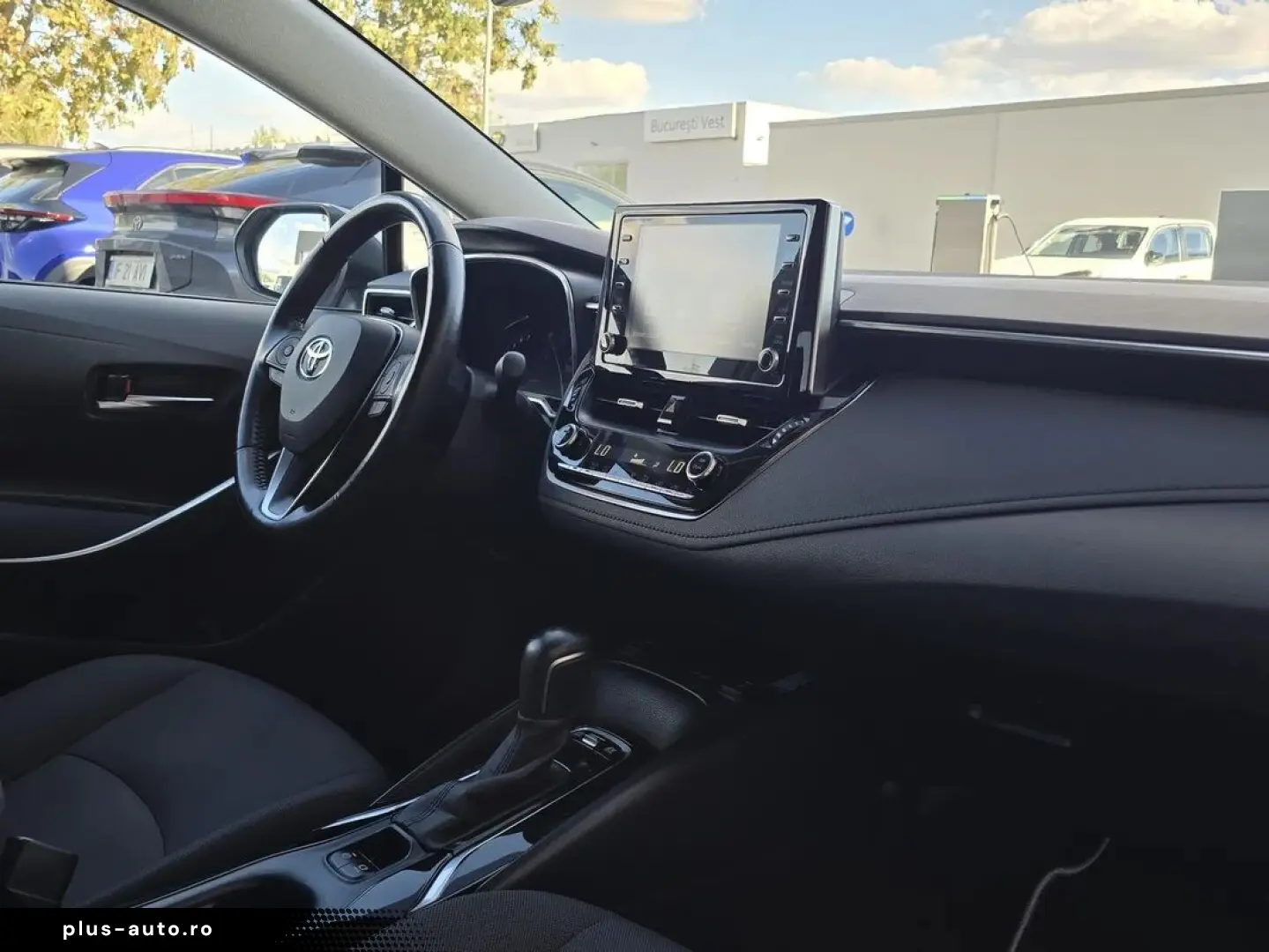 Toyota Corolla Hybrid - Dynamic