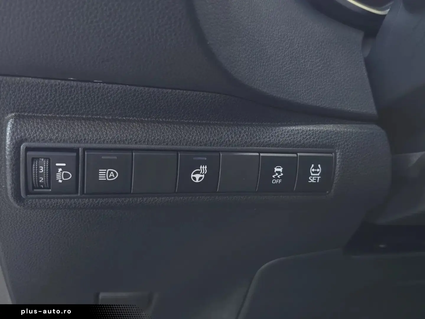 Toyota Corolla Hybrid - Dynamic