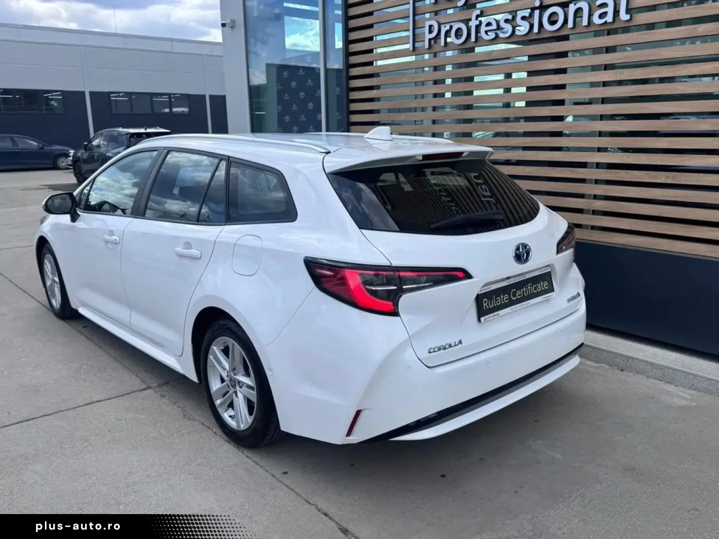 Toyota Corolla Touring Sports 1.8 Hybrid Dynamic Hsd Ts E-CV
