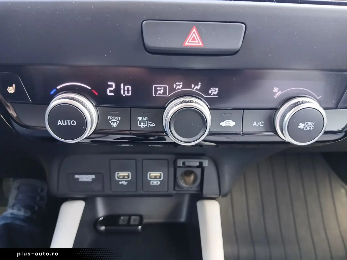 Honda Jazz 1.5 e HEV Executive Hybrid Automată 2020
