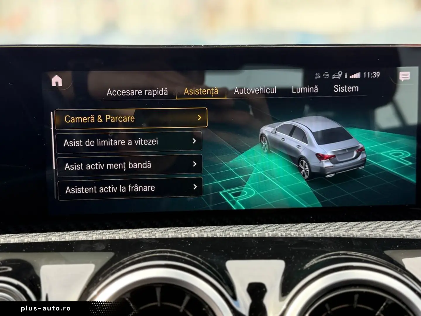 Mercedes-Benz A-180