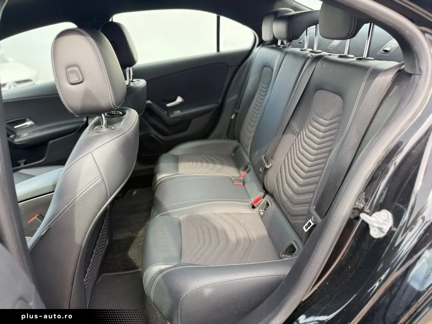 Mercedes-Benz A-180