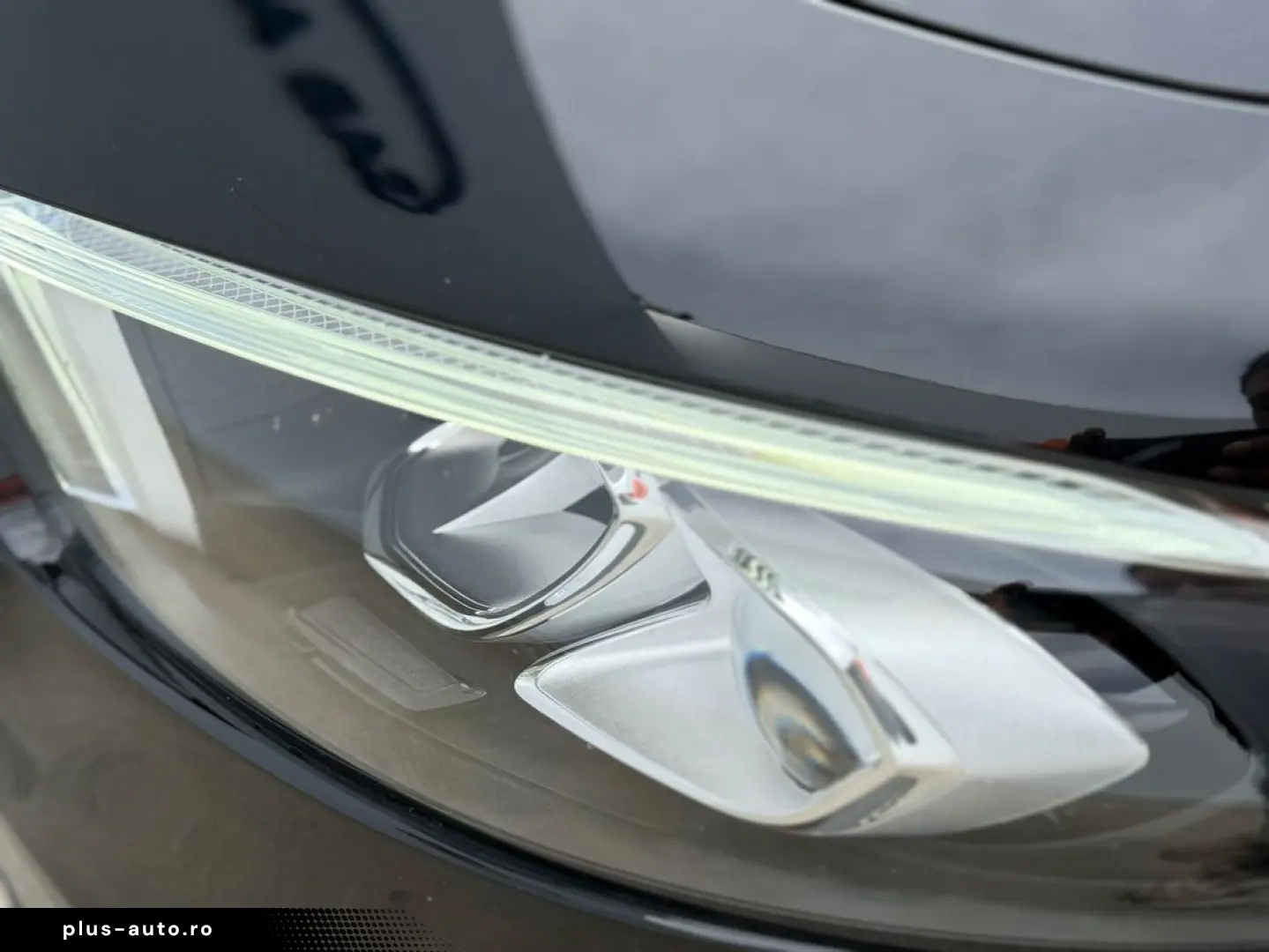 Mercedes-Benz A-180