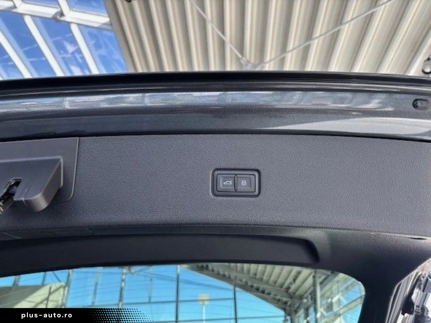 Audi Q8 PI 55 TFSI e quattro 290 kW   394 CP Plug in Hybrid