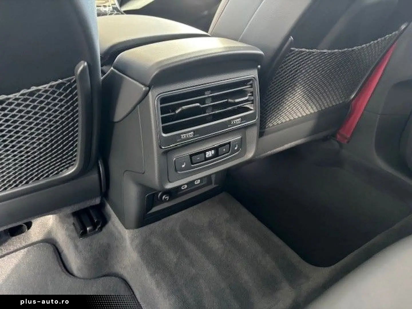 Audi Q8 PI 55 TFSI e quattro 290 kW   394 CP Plug in Hybrid