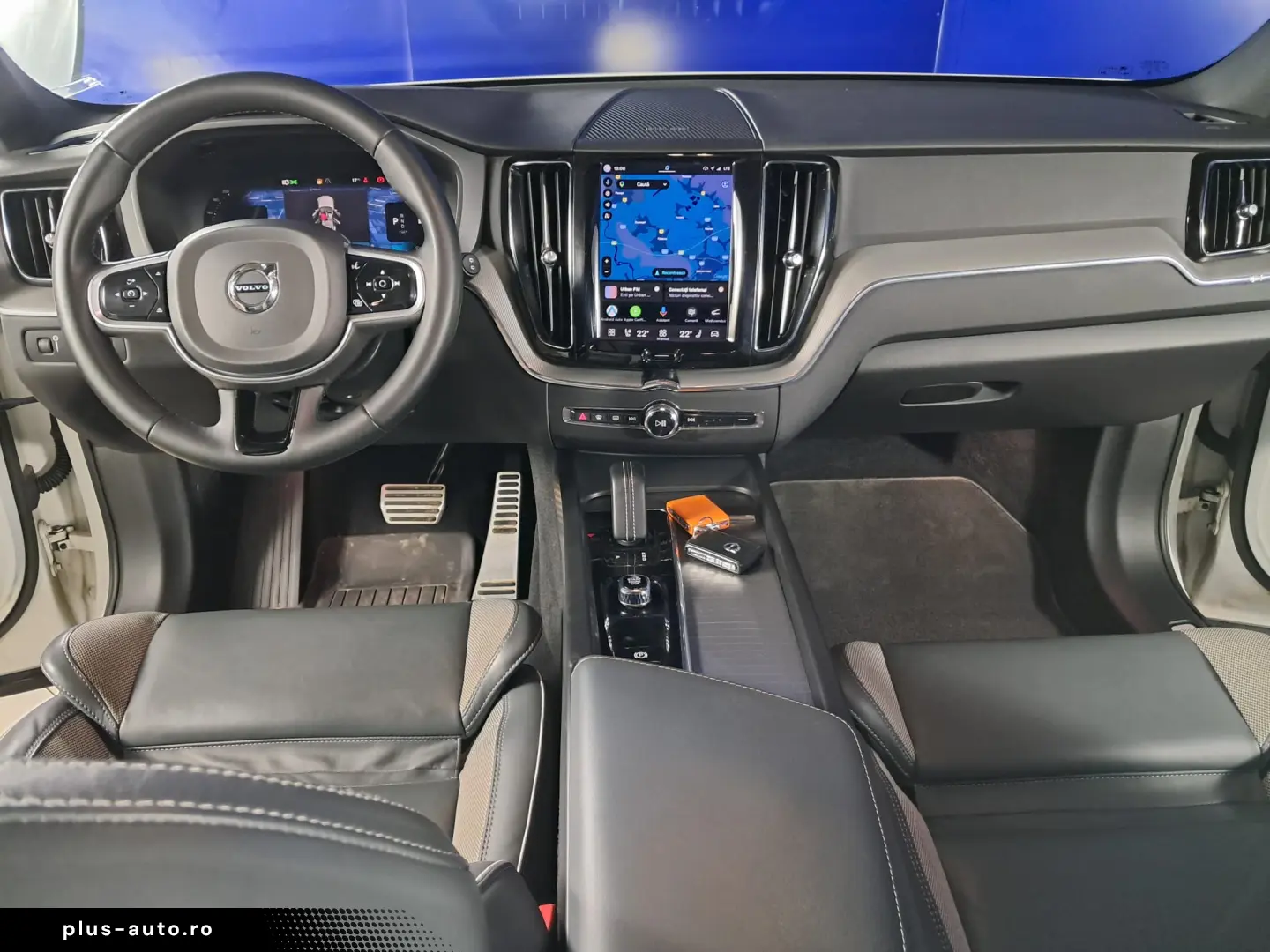 VOLVO XC60 R-DESIGN 2.0TD HYBRID AWD AT8 197CP 2022