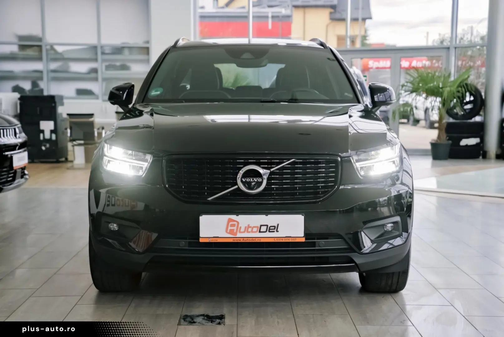 Volvo XC 40 T4 Recharge DKG  R-Design