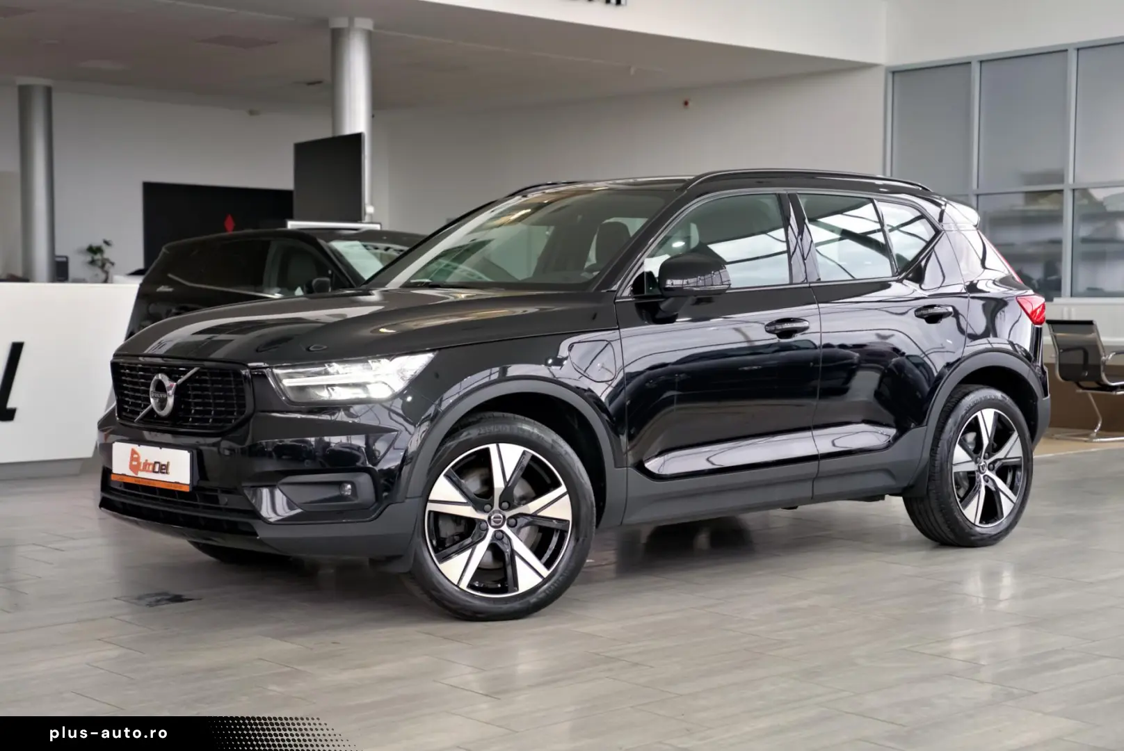 Volvo XC 40 T4 Recharge DKG  R-Design