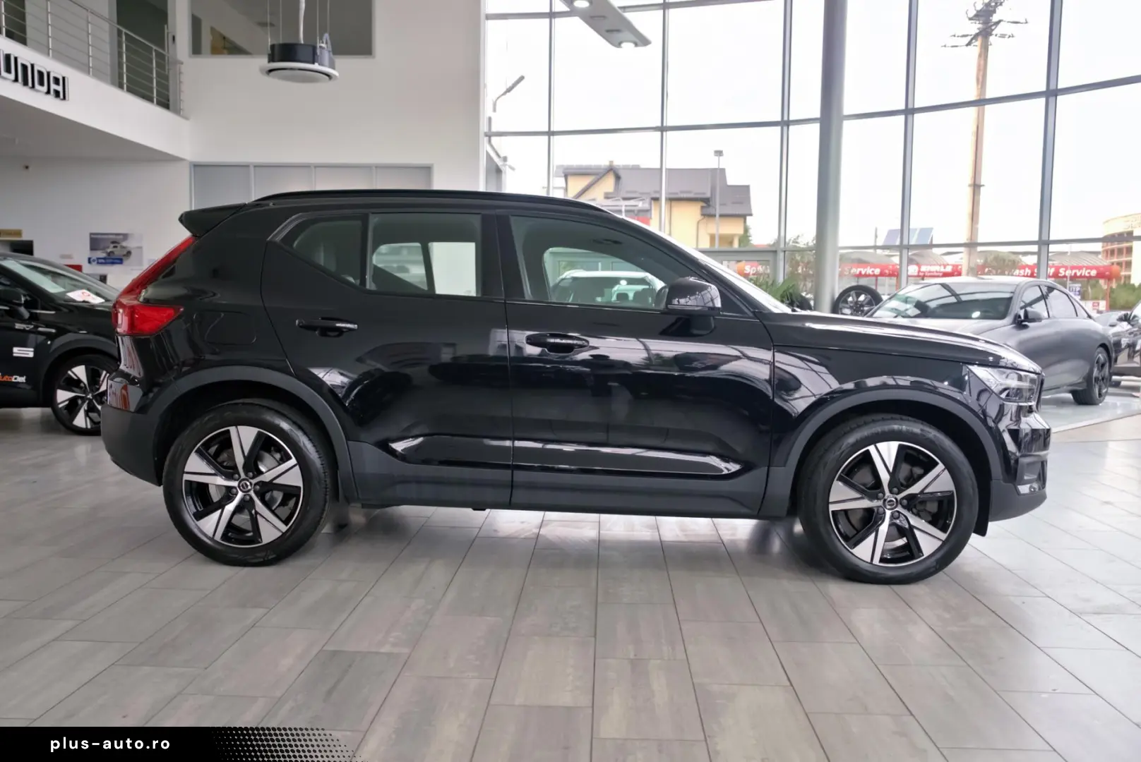 Volvo XC 40 T4 Recharge DKG  R-Design