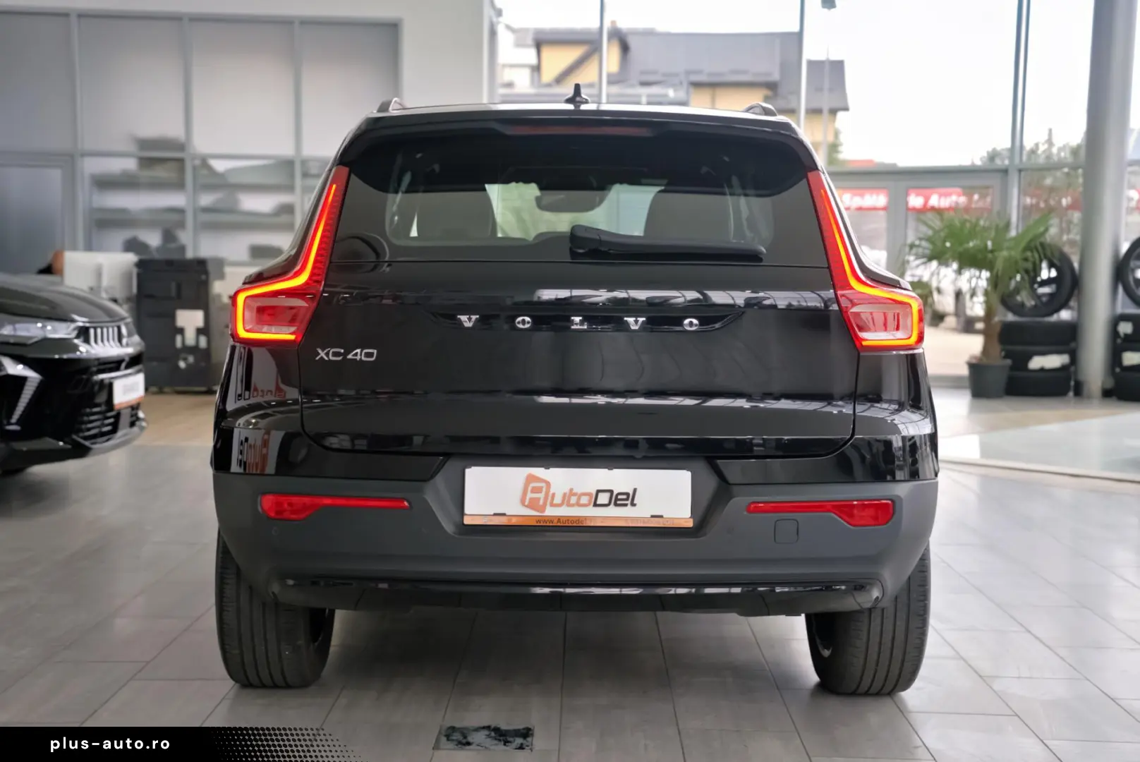 Volvo XC 40 T4 Recharge DKG  R-Design