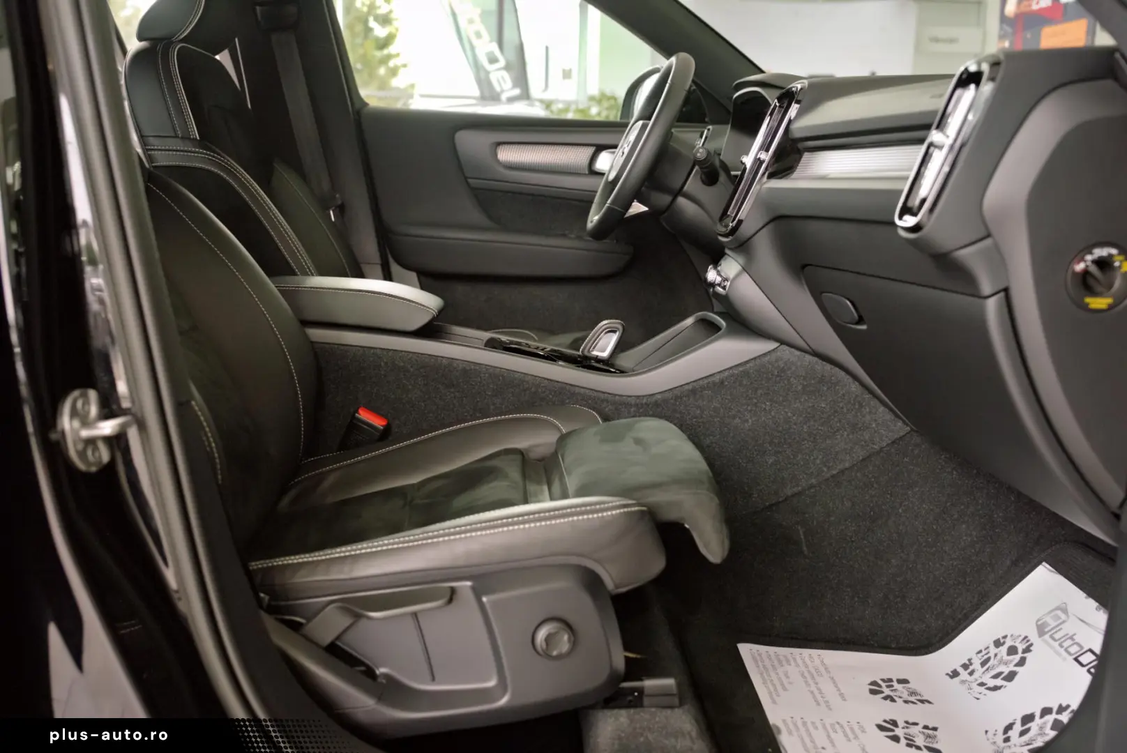 Volvo XC 40 T4 Recharge DKG  R-Design