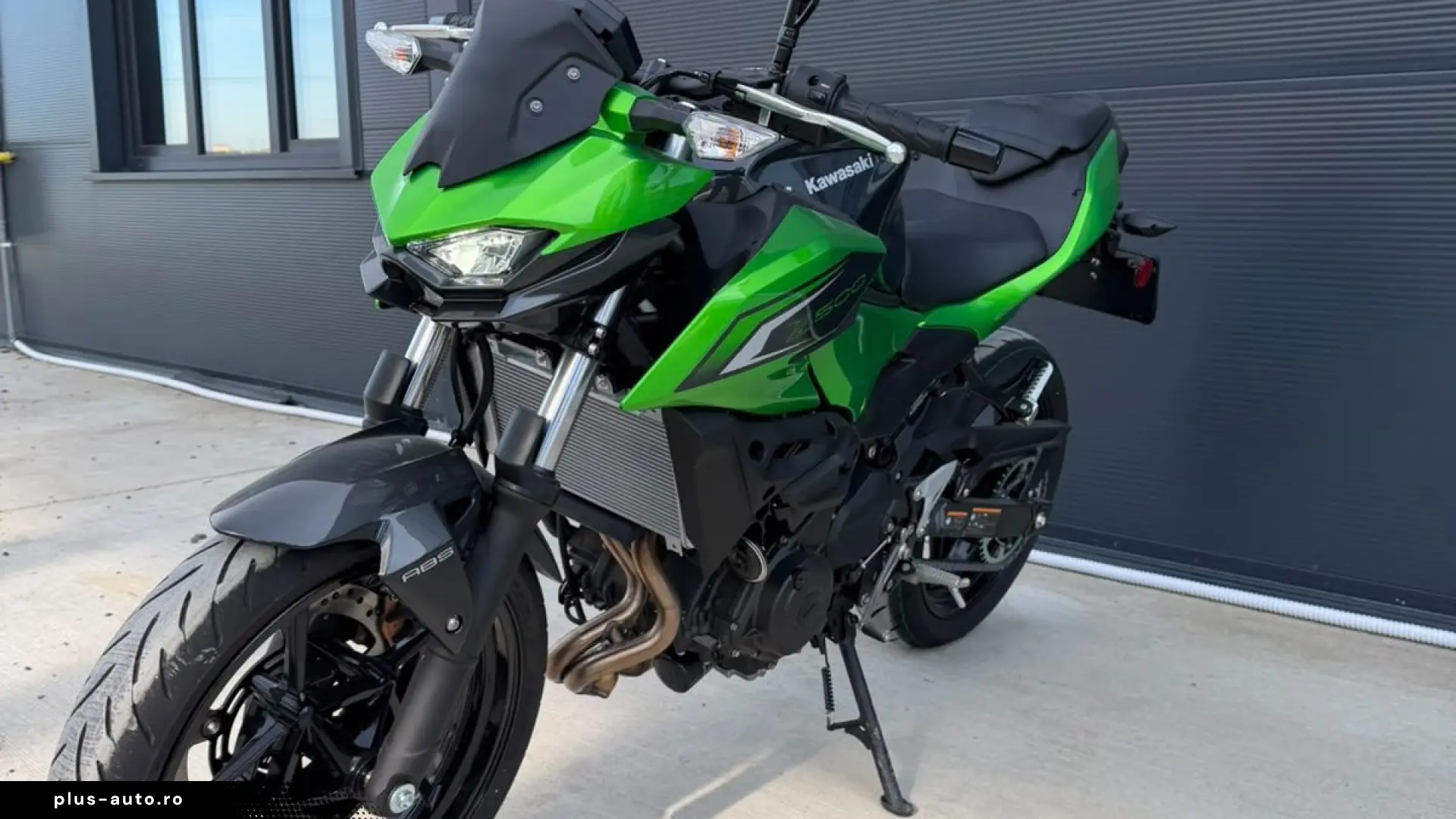 Motocicleta Kawasaki Z500 '26 SH