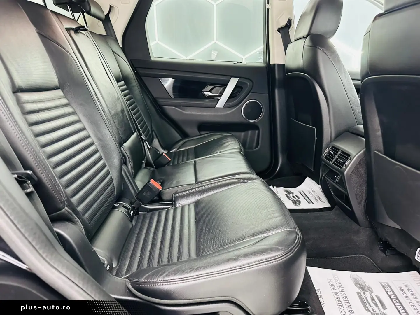 LANDROVER DISCOVERY-SPORT 2020 2.0D E6 Garantie 12 Luni Rate