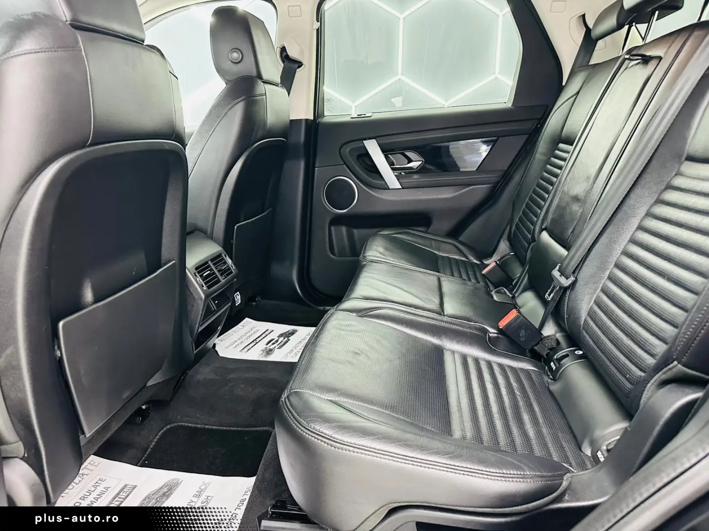LANDROVER DISCOVERY-SPORT 2020 2.0D E6 Garantie 12 Luni Rate