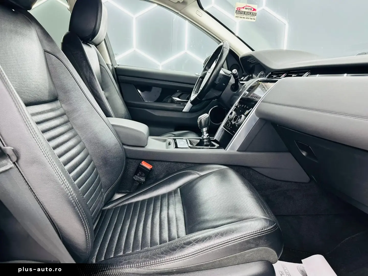 LANDROVER DISCOVERY-SPORT 2020 2.0D E6 Garantie 12 Luni Rate