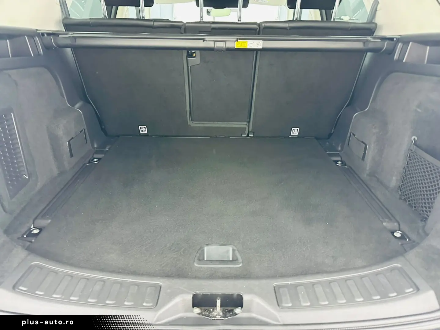 LANDROVER DISCOVERY-SPORT 2020 2.0D E6 Garantie 12 Luni Rate
