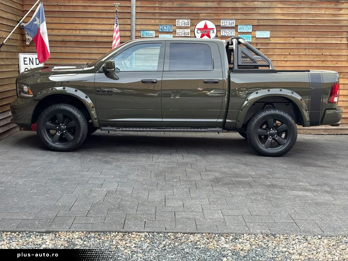 DODGE RAM 1500 5 7L Warlock 4x4 LEDER AHK LED