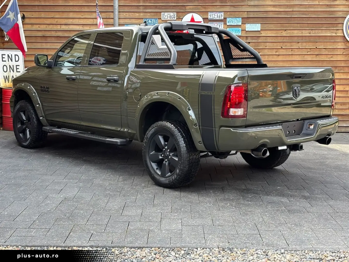 DODGE RAM 1500 5 7L Warlock 4x4 LEDER AHK LED