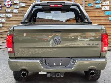 DODGE RAM 1500 5 7L Warlock 4x4 LEDER AHK LED